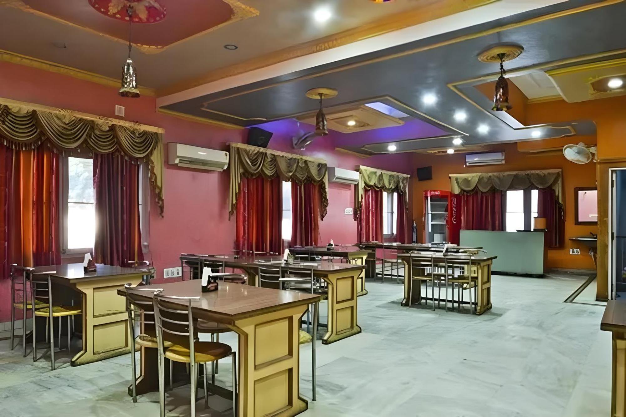 Hotel Amrapali Джайпур Екстериор снимка
