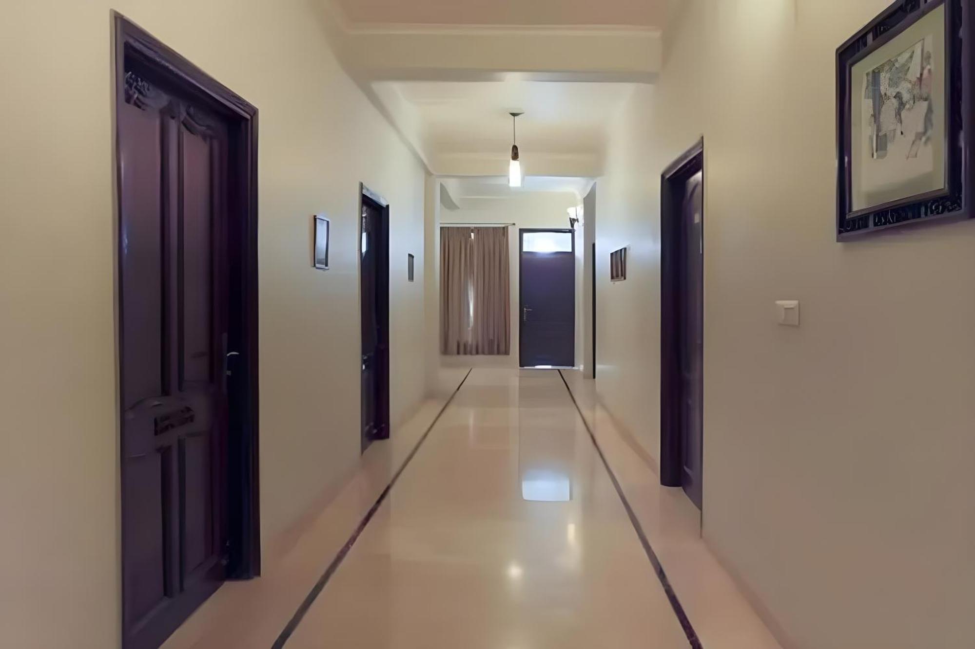 Hotel Amrapali Джайпур Екстериор снимка