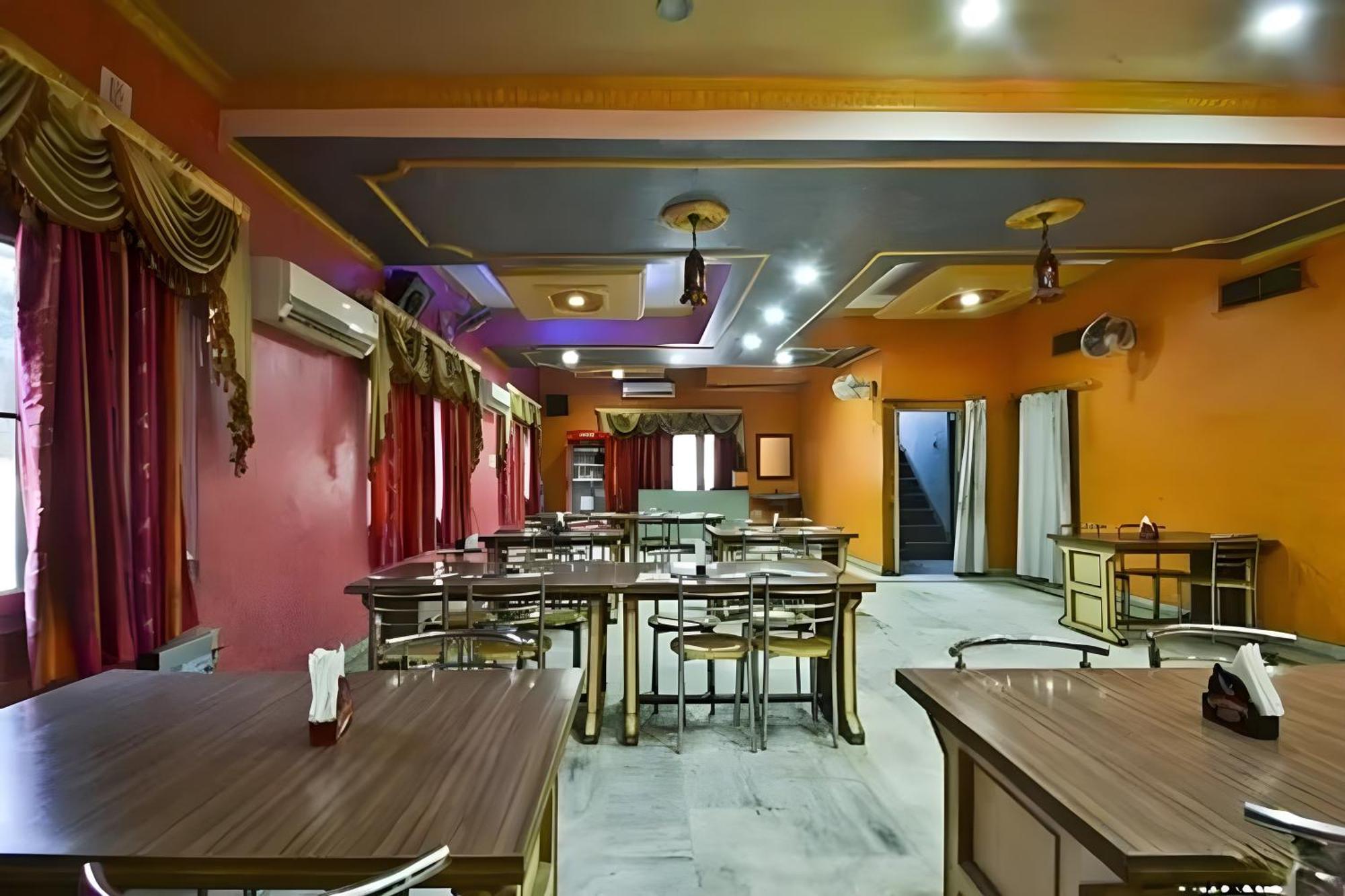 Hotel Amrapali Джайпур Екстериор снимка